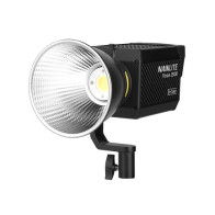 Nanlite Led Forza 150B Bicolor 170W, output di 23.130 Lux a 1 M (con riflettore, 5600 K) e una copertura CCT range di 2700K-6500