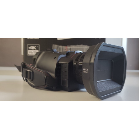 HC-X1500 Panasonic Camcorder 4K con zoom ottico 24X e WiFi - USATO