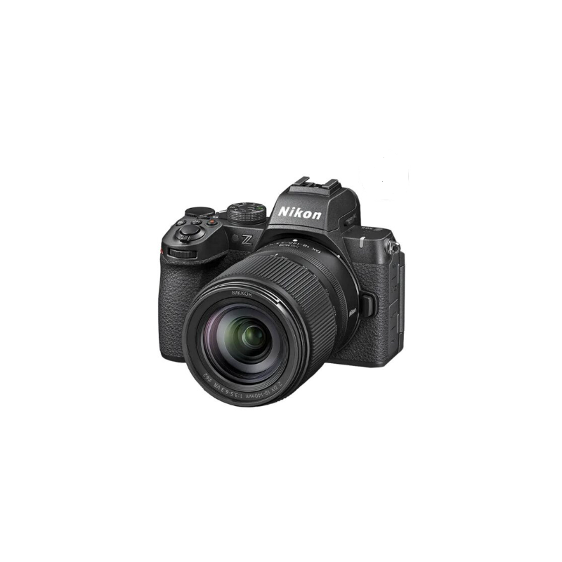 Nikon Z50II + obiettivo 18-140 DX + SDXC 128GB